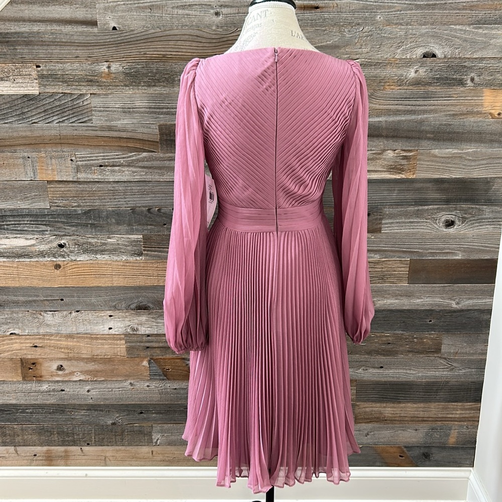 NWT Theia Sample Pleated Midi Dress Long Sleeve Size 4 - Picture 7 of 14